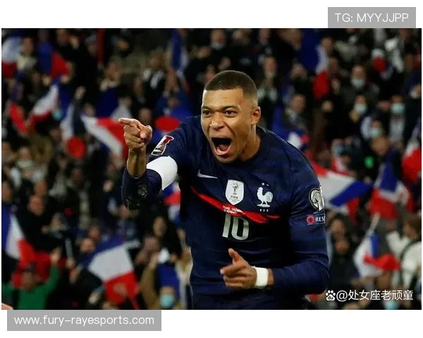 足球明星眼神的魅力揭秘：如何通过眼神传递情感与战术意图